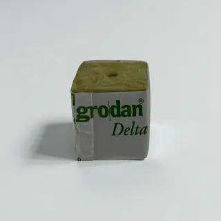 Grodan Steinwollblock 4x4x4,5cm Karton 2250 Stück